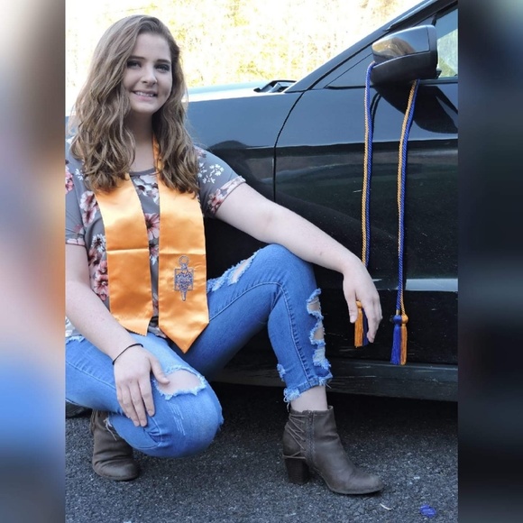 Meet your Posher, Santana - Picture 1 of 1